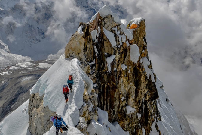 Amadablam Expedition - Cost and Itinerary 2024/25